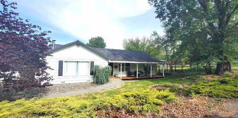 720 Bryan St., Etna, CA 96027