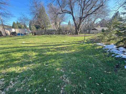 Parcel 2 / 36 Court Street, Mount Shasta, CA 96067