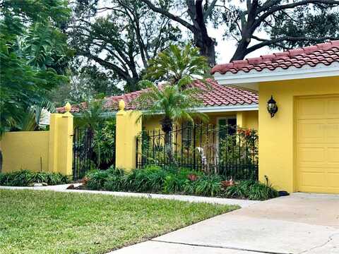 1883 RIVIERA CIRCLE, SARASOTA, FL 34232