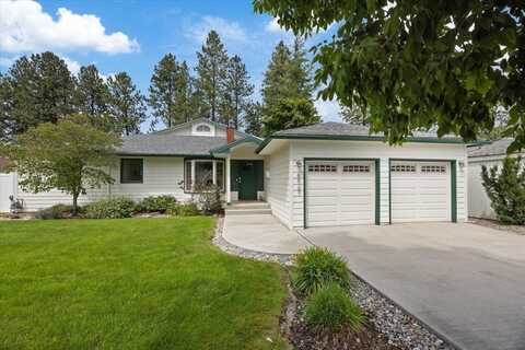 8927 E South Riverway Ave, Millwood, WA 99212