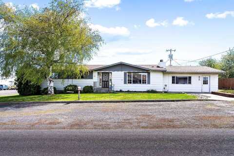 707 13th St, Davenport, WA 99122