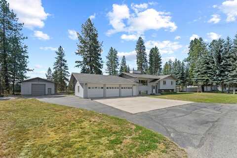 110 E Circle Dr, Newport, WA 99156