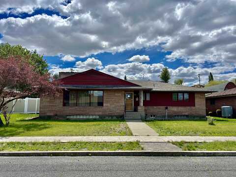 606 E 2nd Ave, Odessa, WA 99159