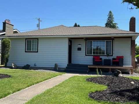 4112 N Elm St, Spokane, WA 99205