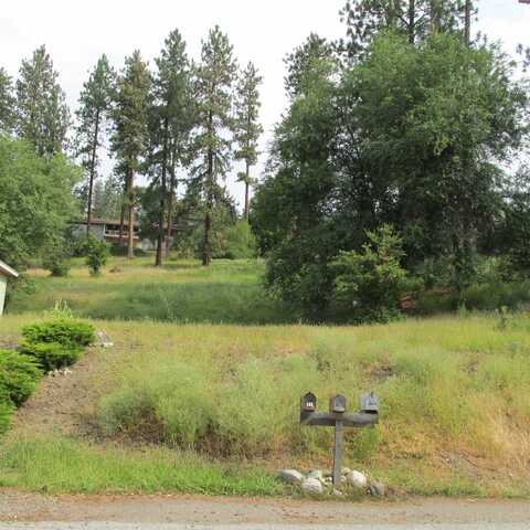 8xx E 9th Ave, Colville, WA 99114