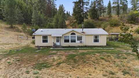 6747 Springdale Hunters Rd, Hunters, WA 99137