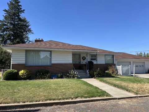 506 11th St, Davenport, WA 99122