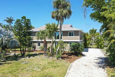 673 E Rocks Dr, Sanibel, FL 33957