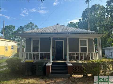 737 E 37th Street, Savannah, GA 31401