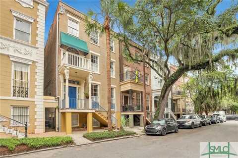 16 E Taylor Street, Savannah, GA 31401