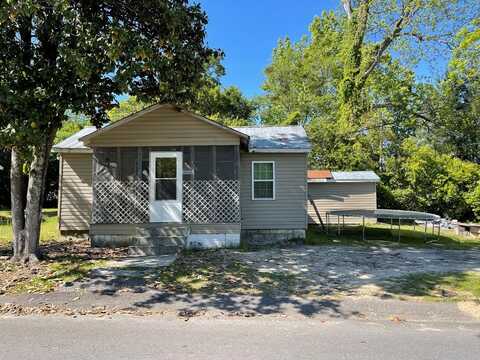 119 Reardon St, Manning, SC 29102