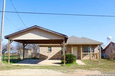 106 Campbell Blvd, Charlotte, TX 78011