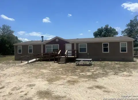 8996 FM 775, La Vernia, TX 78121