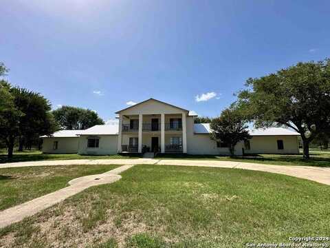 4085 Interstate 35, Lytle, TX 78052