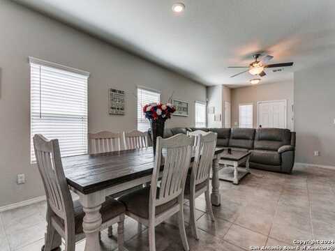 5306 Riley Way, Saint Hedwig, TX 78152