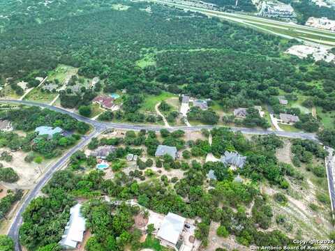 173 Berry Oaks, Bulverde, TX 78163