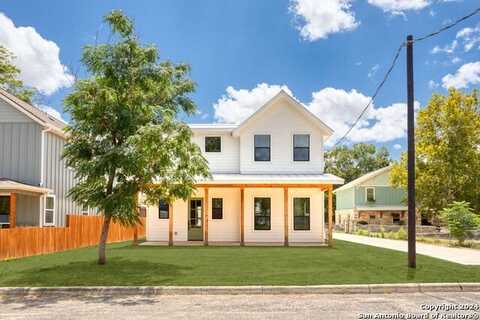 605 GRAHAM ST, Boerne, TX 78006