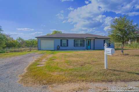 505 Olive St, Jourdanton, TX 78026