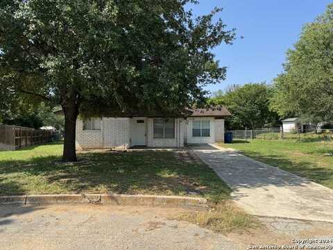 911 Anna Dr, Pleasanton, TX 78064