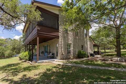 233 WALNUT GROVE RD, Boerne, TX 78006