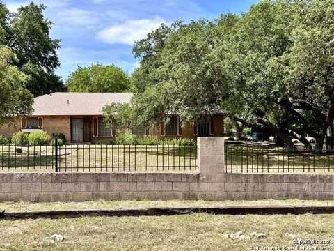 6674 Pembroke Rd, San Antonio, TX 78240