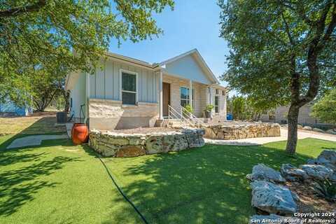 1424 ESTATE DR, New Braunfels, TX 78132