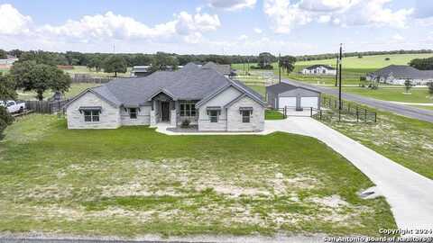 100 Settlement Pass, La Vernia, TX 78121