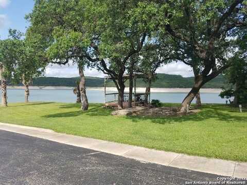 955 Faurie, Lakehills, TX 78063