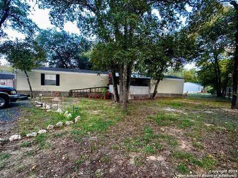 3911 ANAQUA DR, Elmendorf, TX 78112