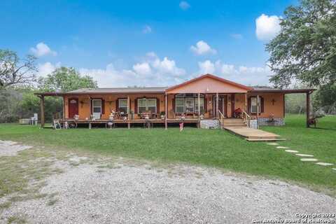 1075 Quail Run, Lytle, TX 78052