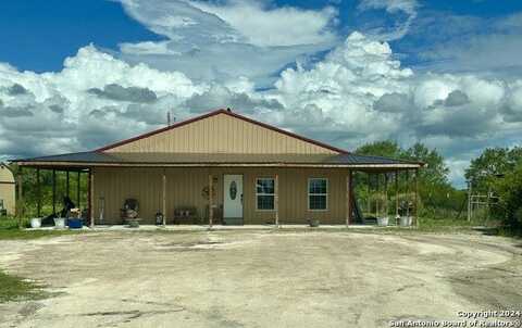 1146 FM 889, George West, TX 78022