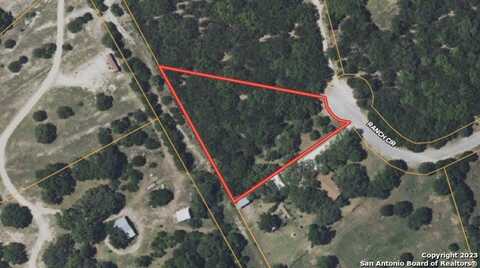 24 Ranch Cir, Bandera, TX 78003