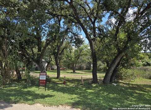 150 DEVERAUX, Canyon Lake, TX 78133