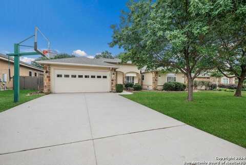 428 ENGLISH OAKS CIR, Boerne, TX 78006