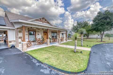 771 W WARD TRL, Uvalde, TX 78801