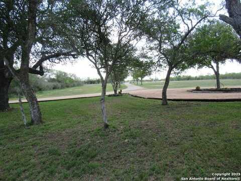 263 County Road 4643, Hondo, TX 78861