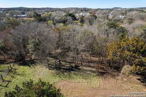 109 N OAK BLUFF BLVD, Boerne, TX 78006