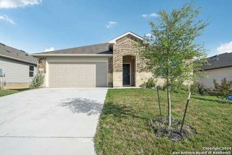 921 Gerardia Ct, Seguin, TX 78155