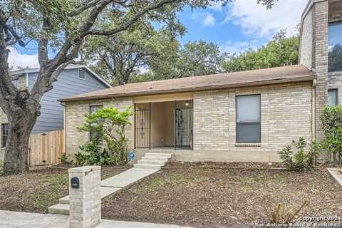 5811 RUE ROYALE, San Antonio, TX 78240