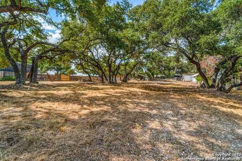 625 Irene Dr, Canyon Lake, TX 78133