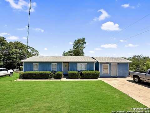 408 E Obregon St, Dilley, TX 78017