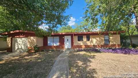 124 SCOTT AVE, Universal City, TX 78148