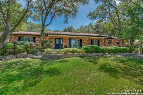 250 Donella Drive, Hollywood Park, TX 78232