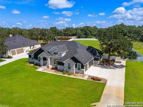 108 TIMBER HEIGHTS, La Vernia, TX 78121