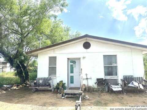 804 Alta Vista, Cotulla, TX 78014