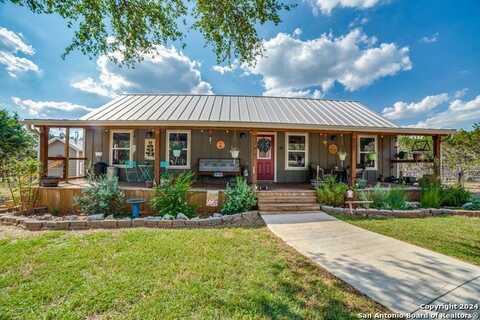 2200 8TH ST, Lakehills, TX 78063