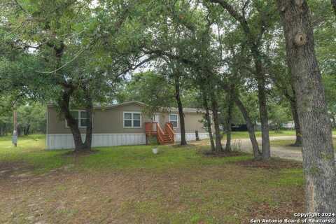 268 oak view, La Vernia, TX 78121