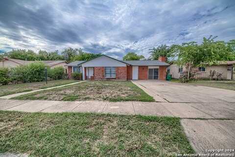 7210 Hickory Grove Dr, San Antonio, TX 78227