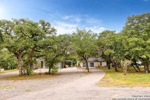 115 MONTESITO LN, Floresville, TX 78114