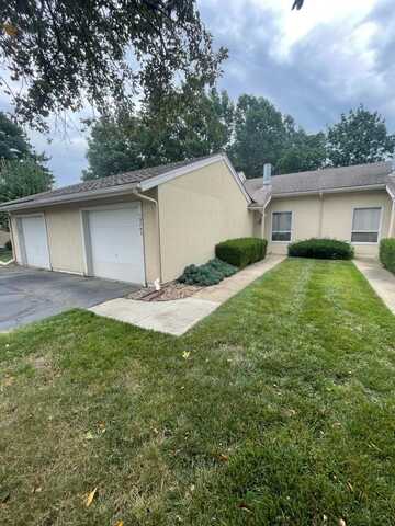 12743 W 108th Place, Overland Park, KS 66210